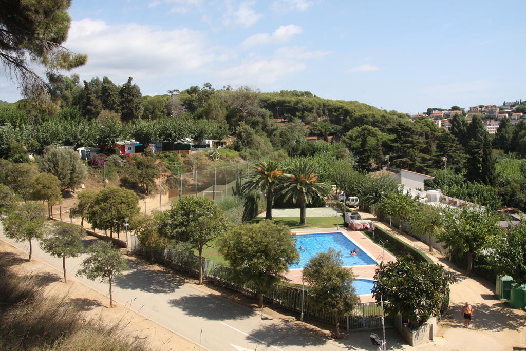 El Carlitos Hotel Arenys de Mar ภายนอก รูปภาพ