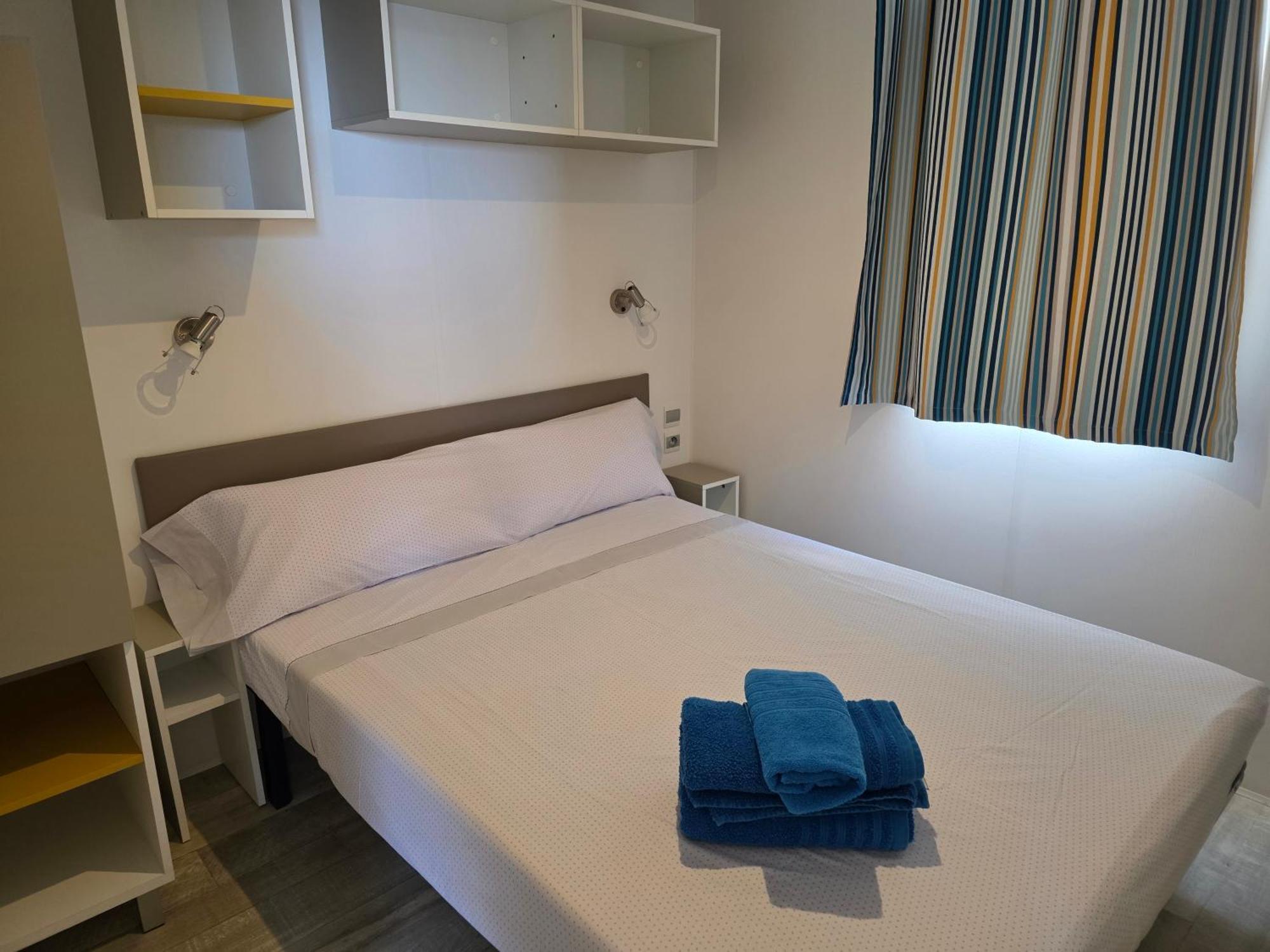 El Carlitos Hotel Arenys de Mar ภายนอก รูปภาพ